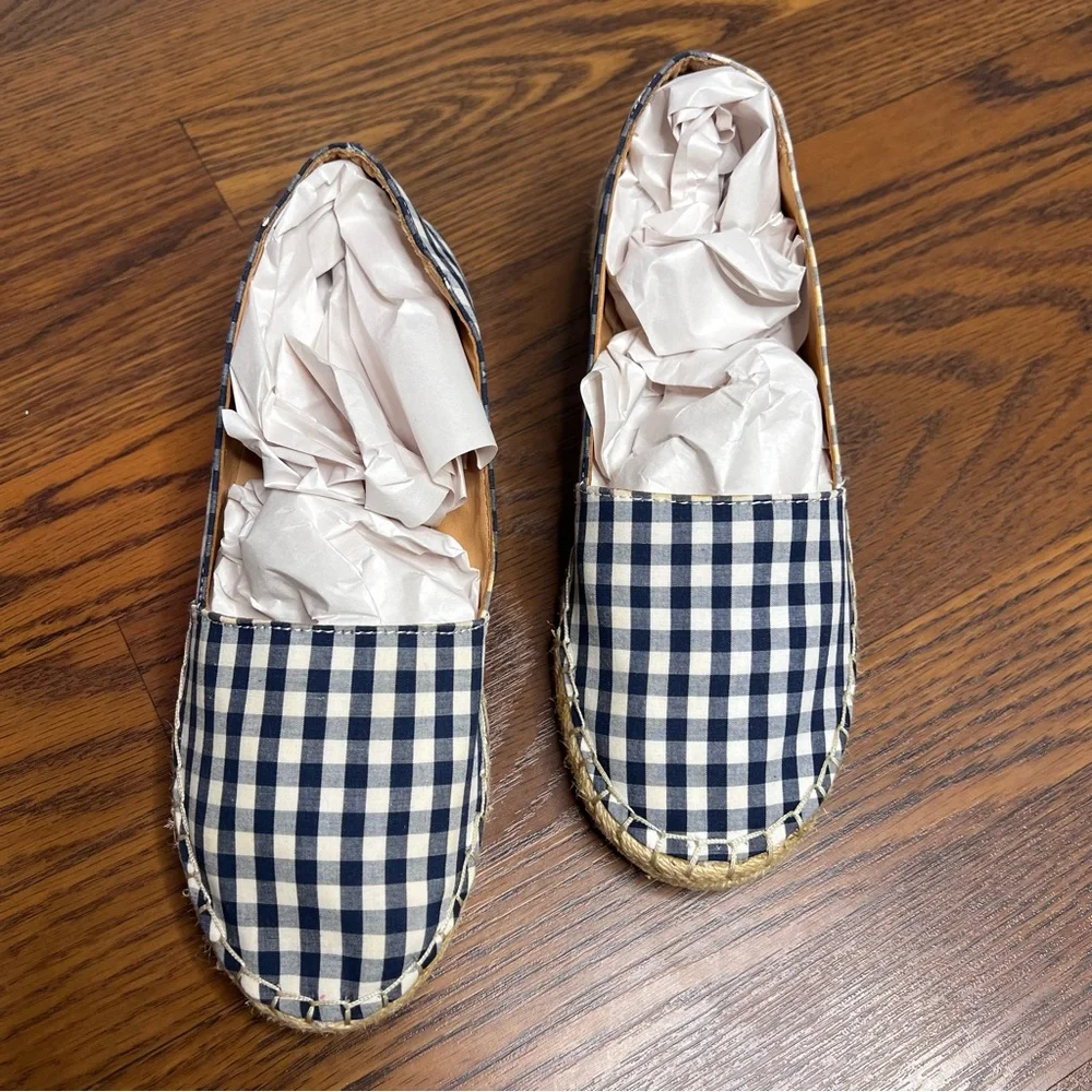Merona Sonya ballet flats in a navy gingham pattern size 7